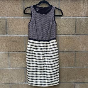 Muse lined sleeveless dress with mid century modern print. Size 0